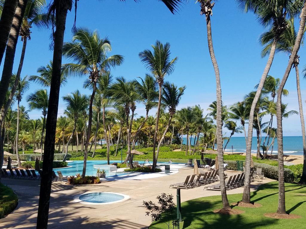 Beachfront Villa In The Rio Mar Resort Río Grande Exteriér fotografie